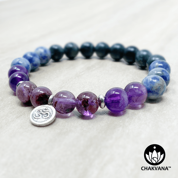 Super 7, Amethyst, Sodalite and Kambaba Jasper 8mm Gemstone Bead Bracelet with Sterling Silver Om Charm – Chakvana.com