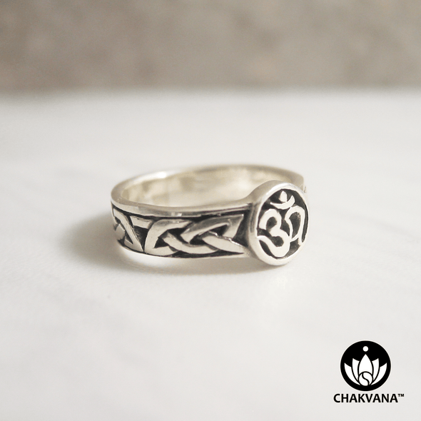 Om Symbol Ring with Celtic Design. Sterling Silver metal. www.chakvana.com